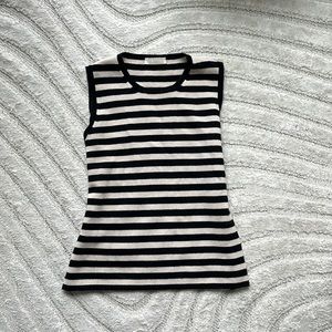 MaxMara sweater vest cashmere + wool